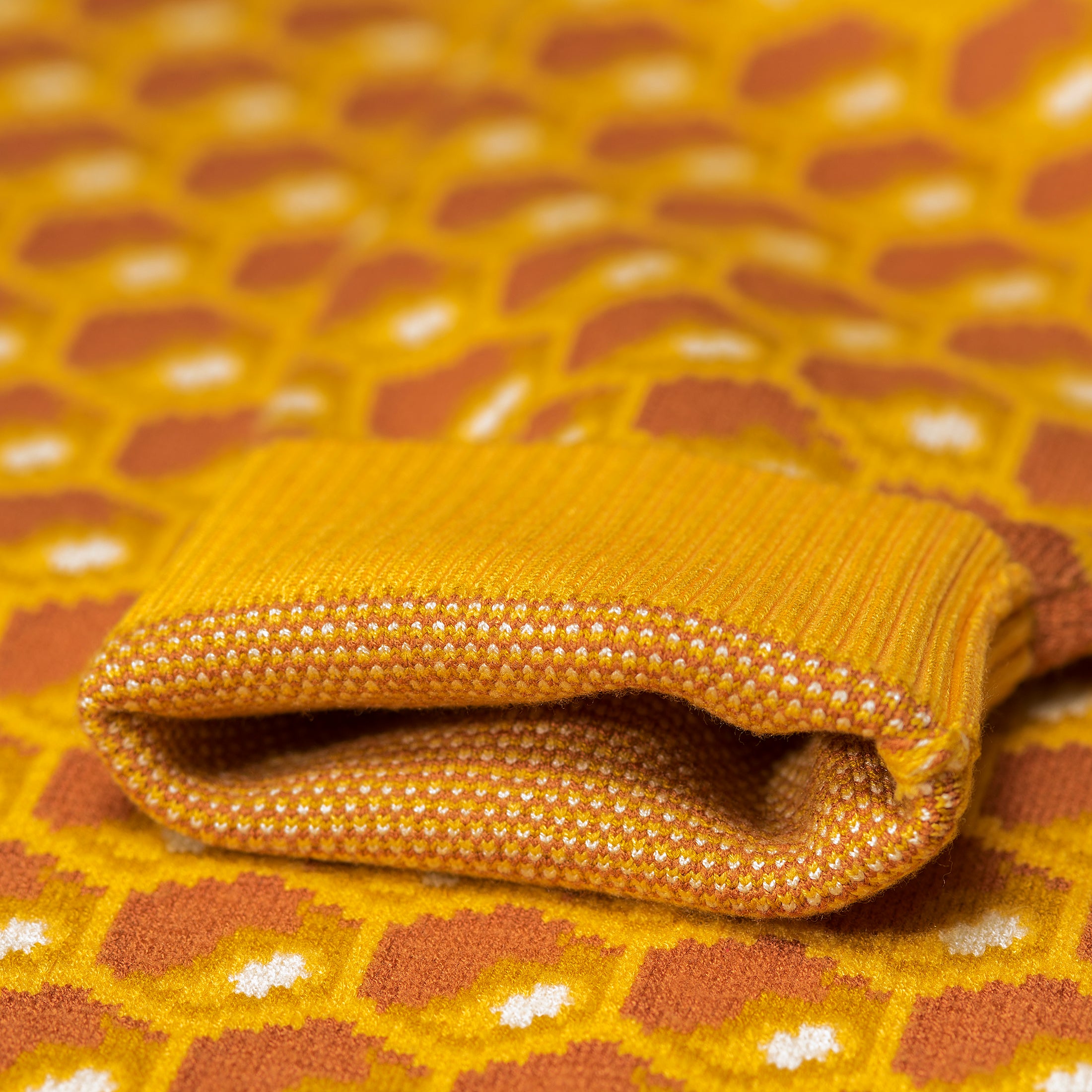 Honeycomb - Jacquard Knit Sweater